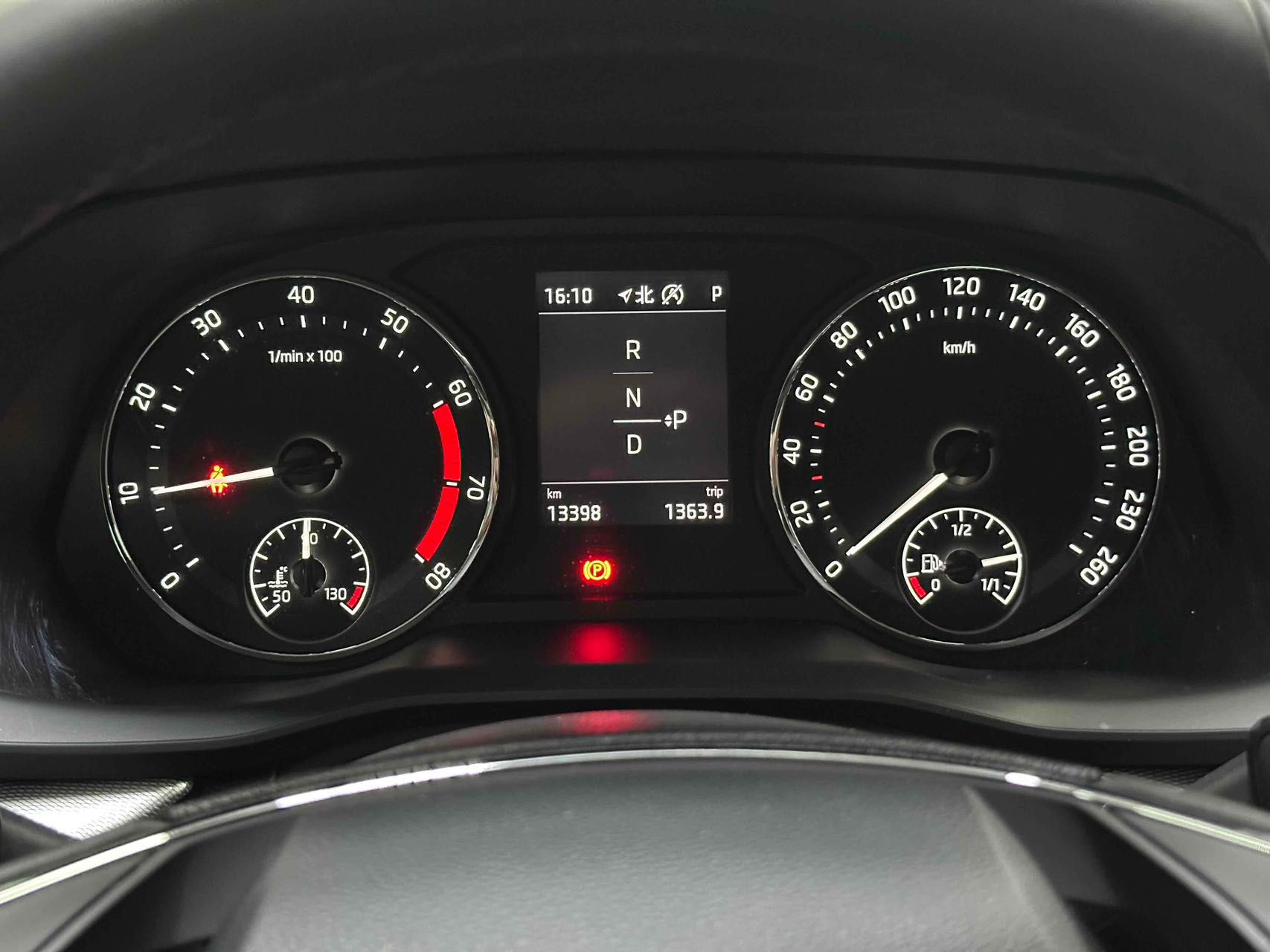 Skoda Octavia 2024 car image #3