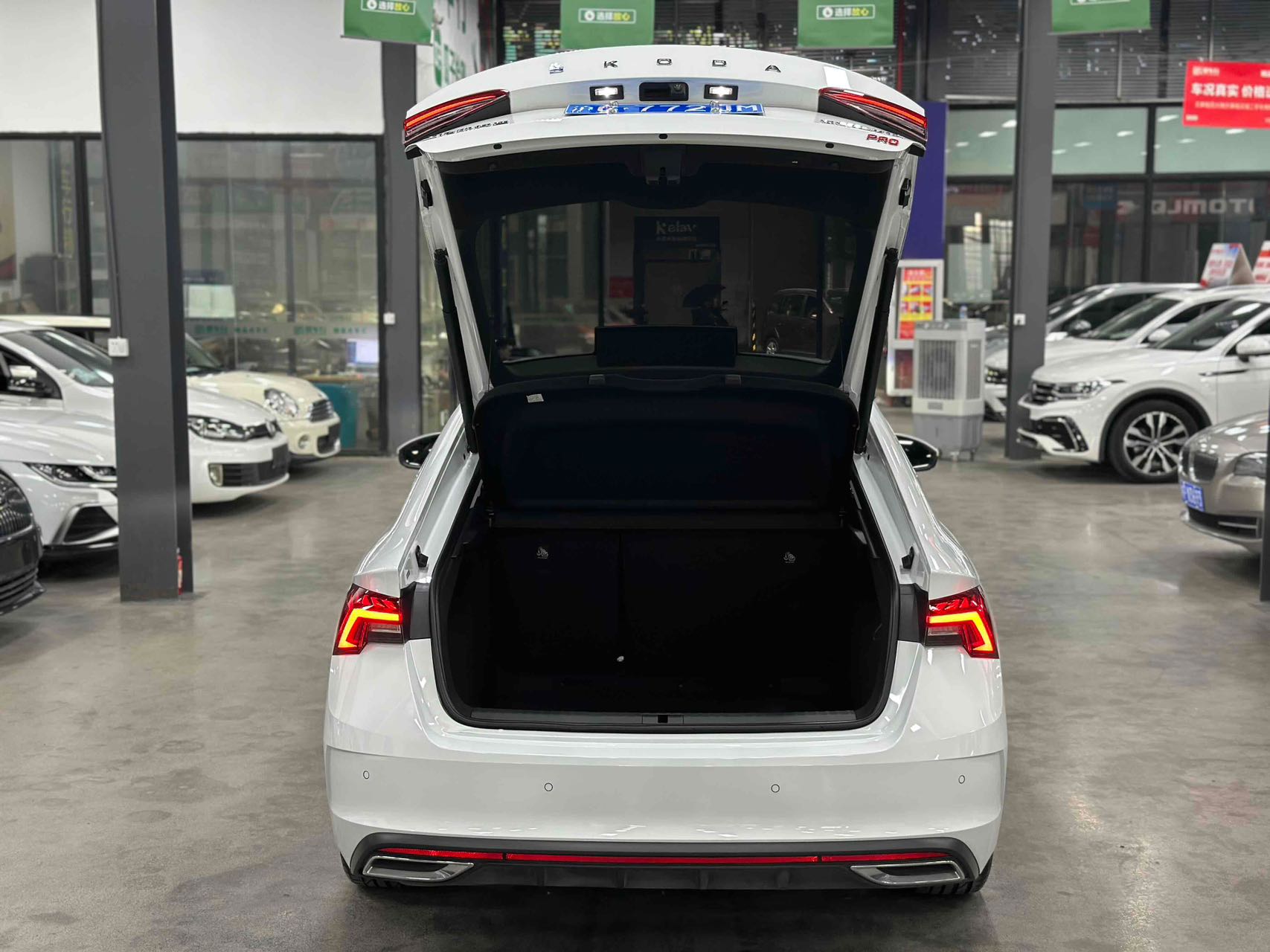 Skoda Octavia 2024 car image #10