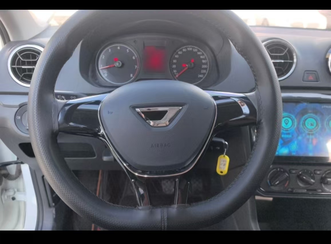 Volkswagen Jetta 2023 immagine di auto #7