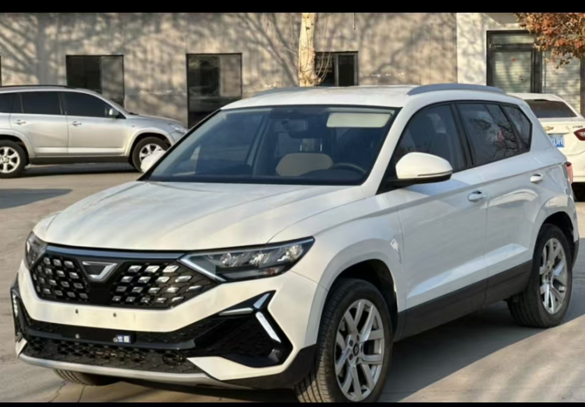 Volkswagen Jetta 2023 immagine di auto #2