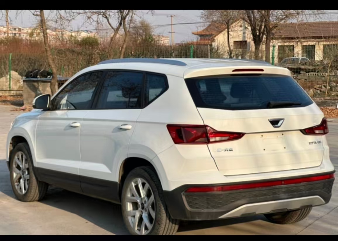 Volkswagen Jetta 2023 immagine di auto #20