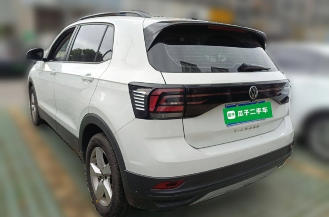 Volkswagen T-Cross 2023 #3 Volkswagen T-Cross 2023 car image #3