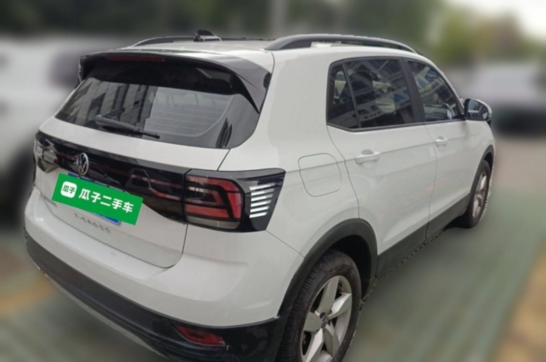 Volkswagen T-Cross 2023 #7 Volkswagen T-Cross 2023 car image #7
