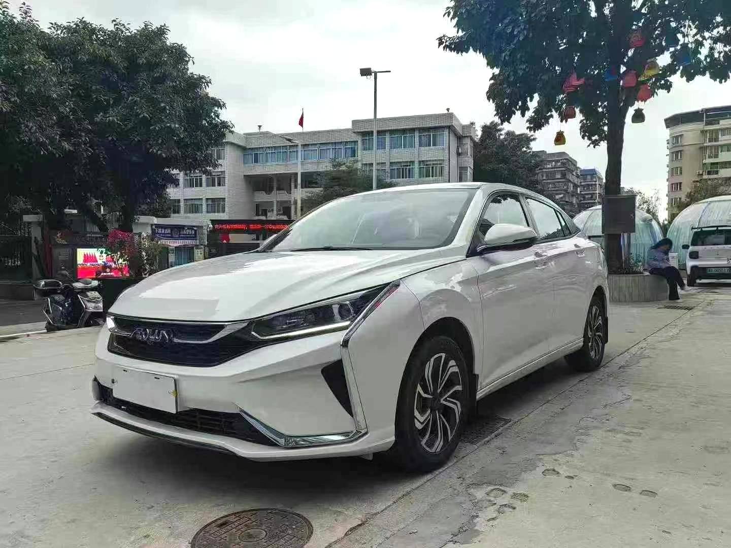 2023 immagine di auto 