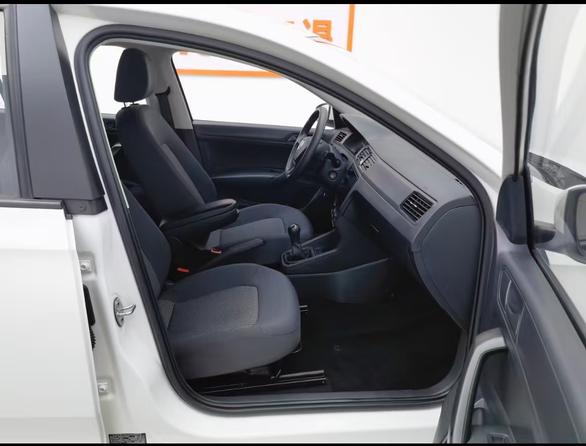 Volkswagen Santana 2022 car image #7