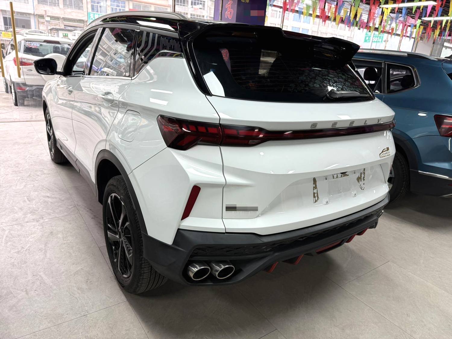 GEELY Coolray 2022 car image #2