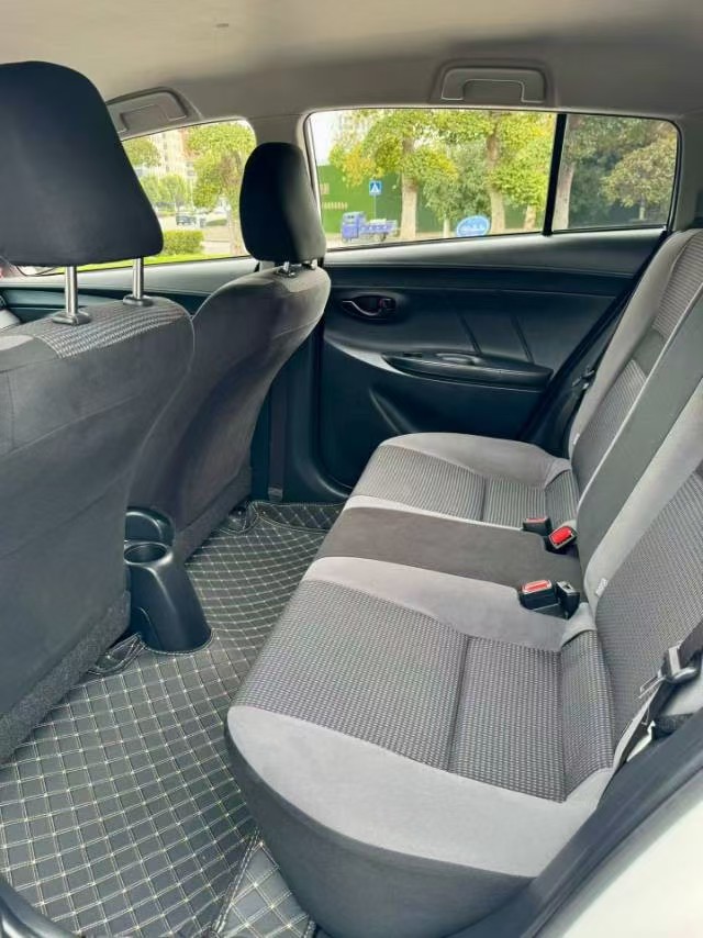 Toyota Vios FS 2023 immagine di auto #9