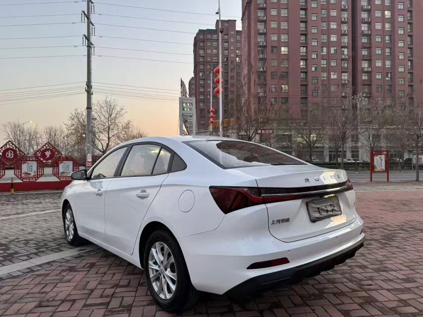 Roewe i5 2025 car image #9