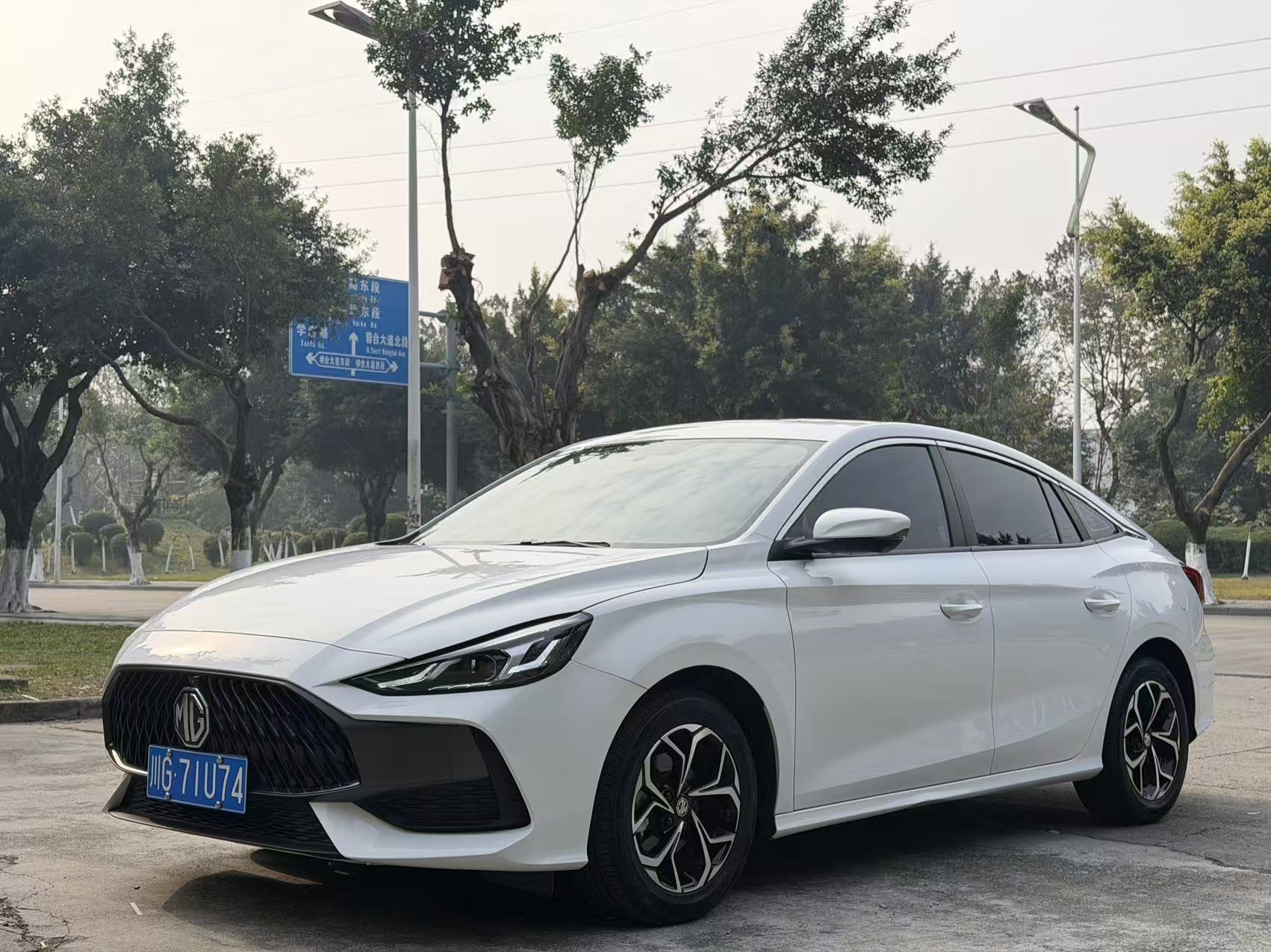 MG 5 2023 car image 