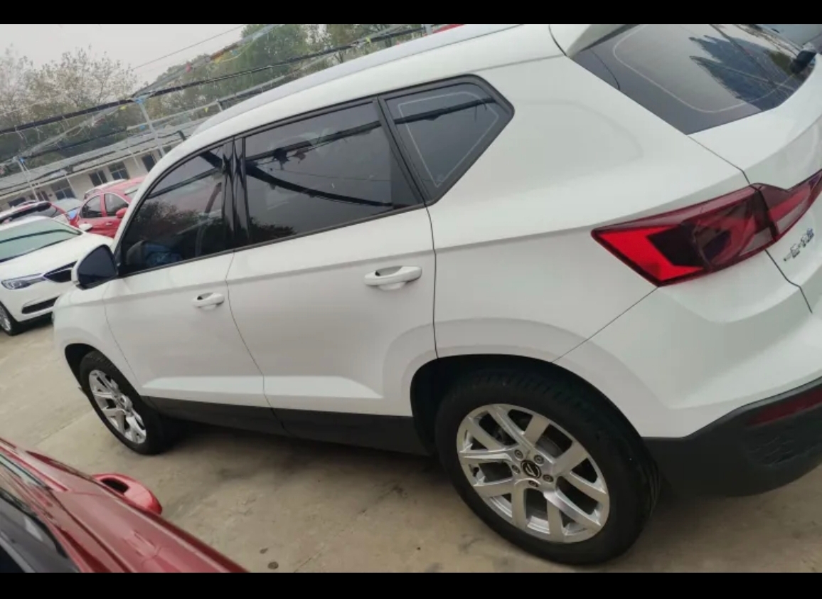 Volkswagen Jetta 2024 image de voiture #3