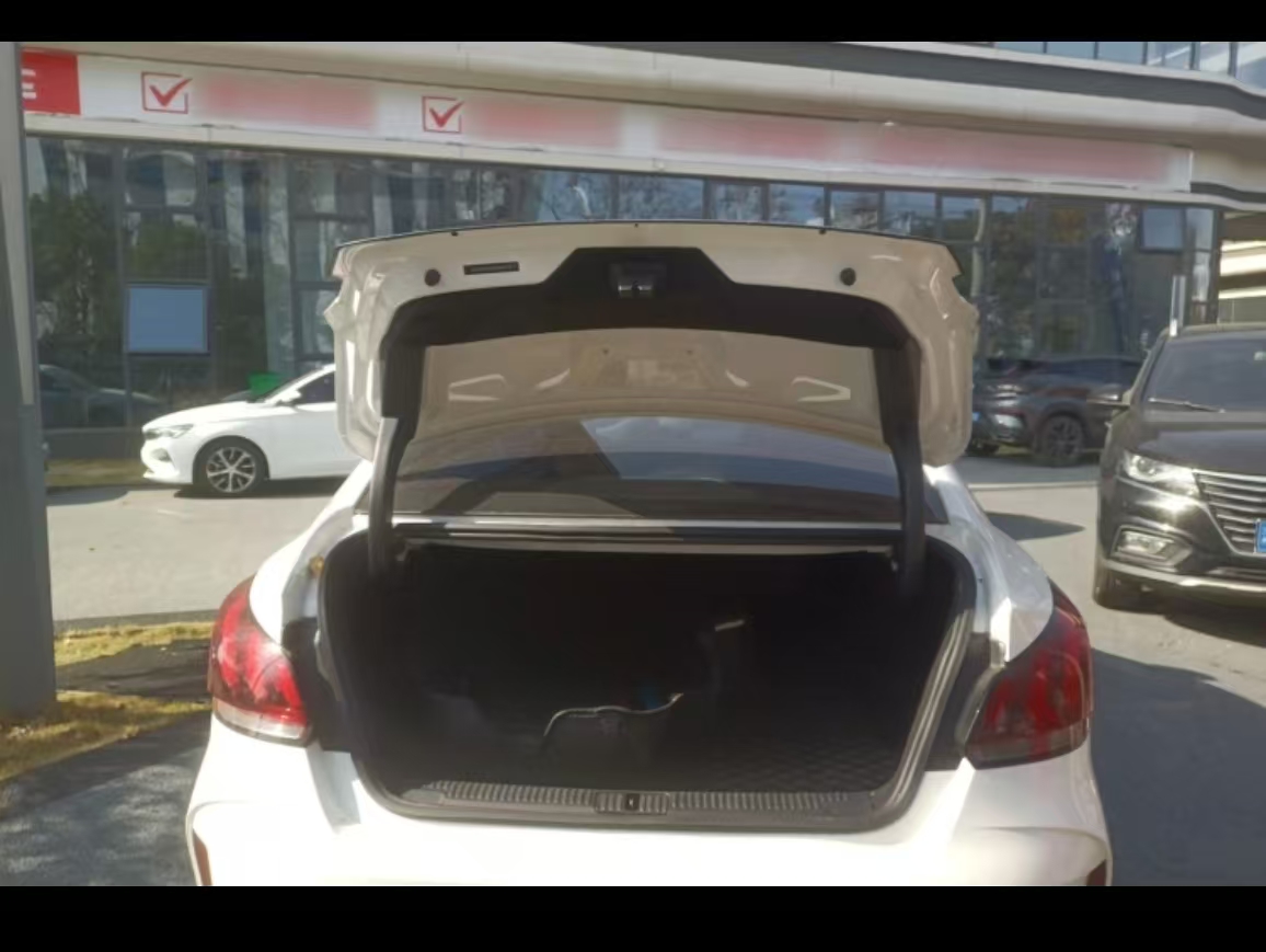 MG 5 2023 car image #13