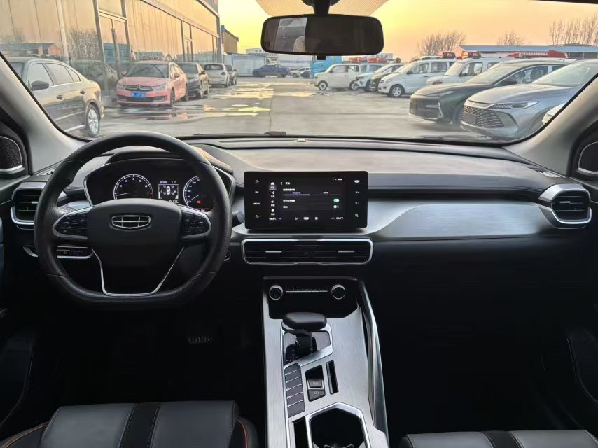 GEELY Coolray 2023 #8 GEELY Coolray 2023 car image #8