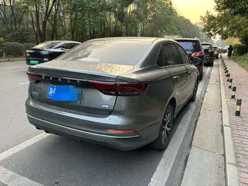 GEELY Emgrand 2022 #3 GEELY Emgrand 2022 car image #3