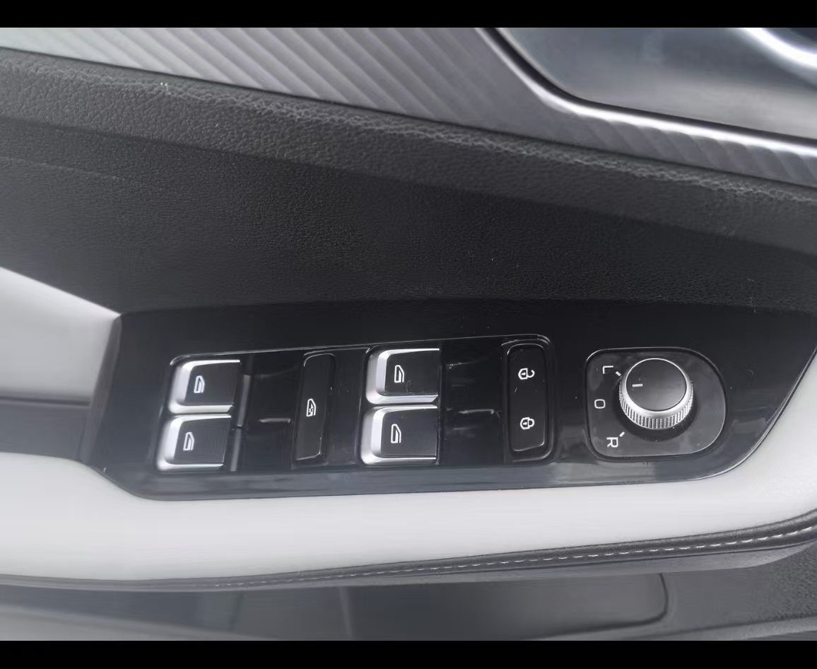 GEELY Binray 2023 #16 GEELY Binray 2023 immagine di auto #16