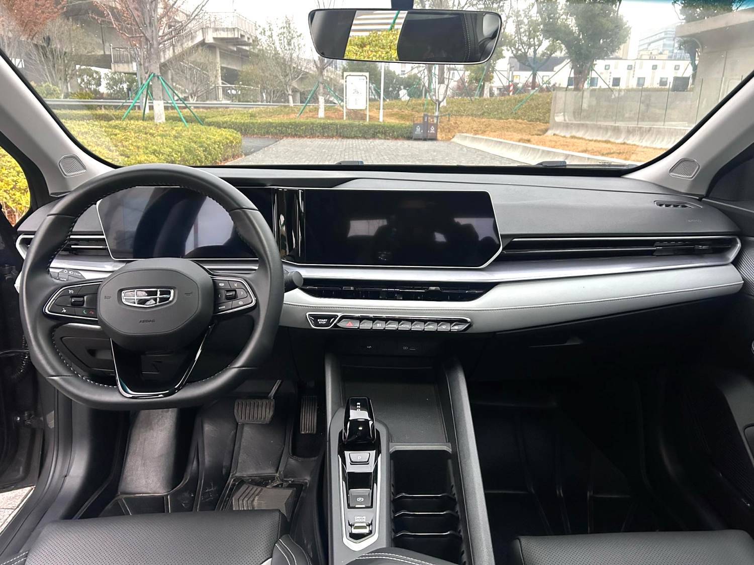 GEELY Binray 2023 car image #4