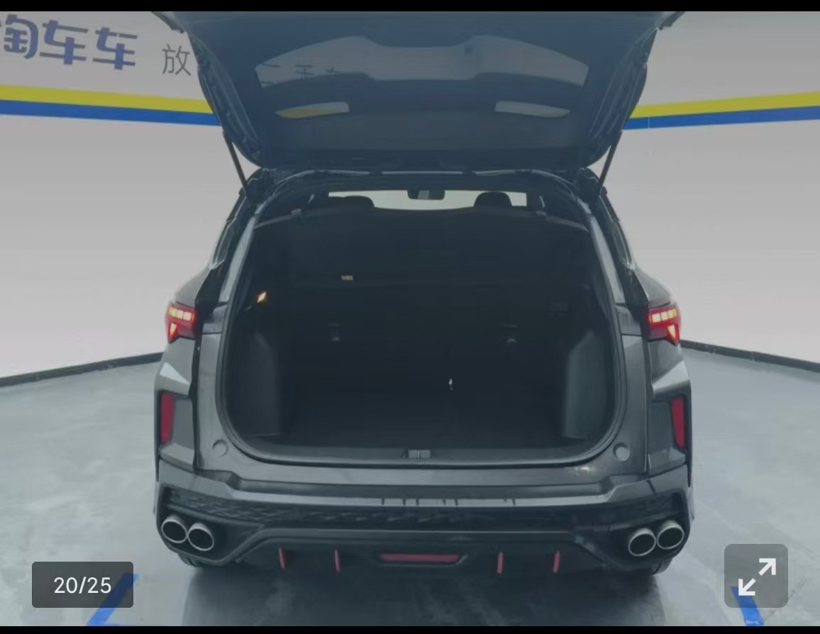 GEELY Coolray 2023 #4 GEELY Coolray 2023 car image #4