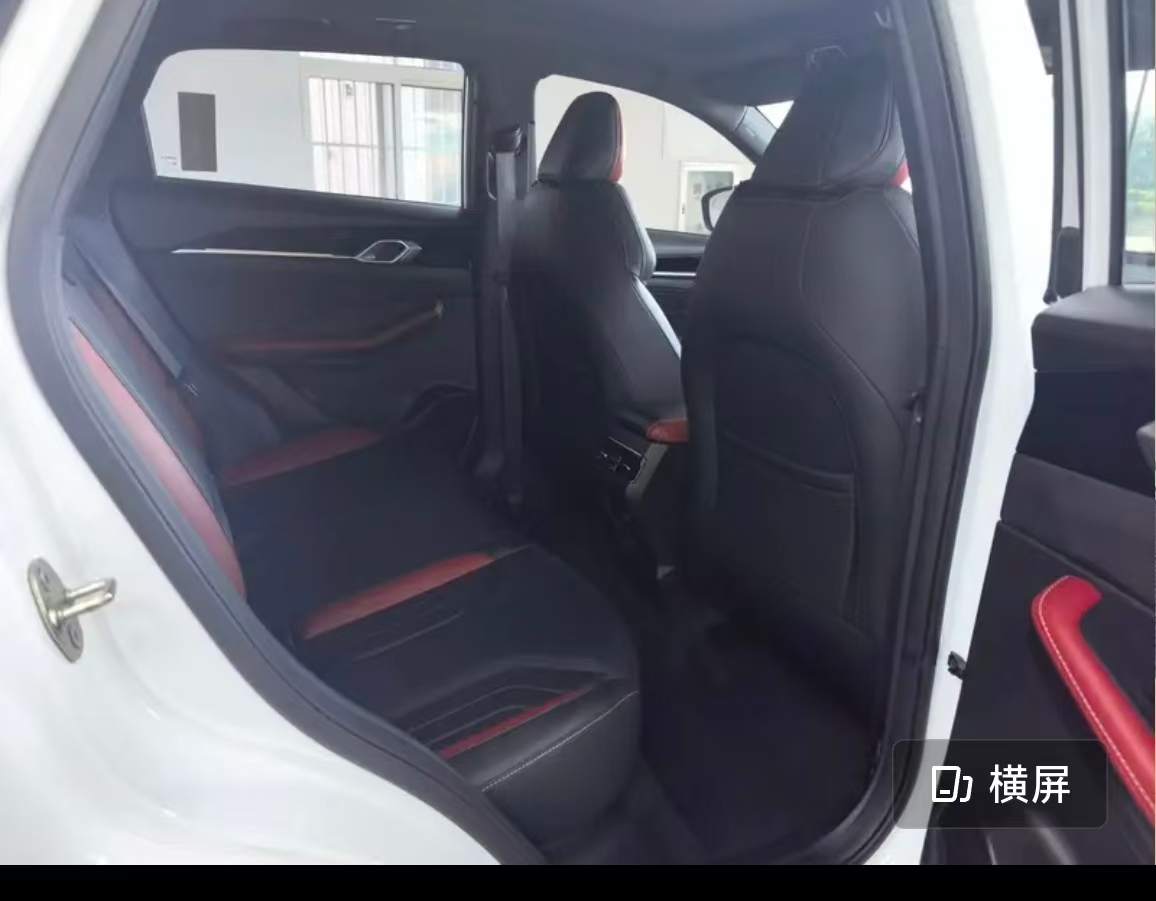 GEELY Coolray 2023 car image #11