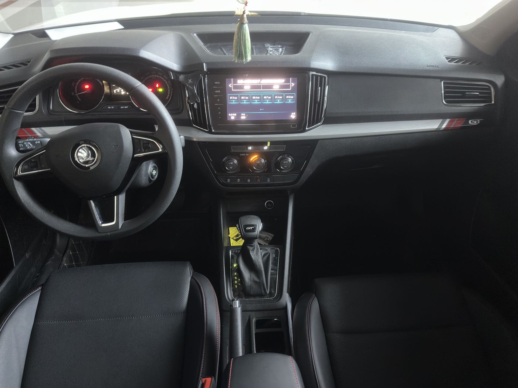 Skoda Kamiq 2023 #15 Skoda Kamiq 2023 car image #15