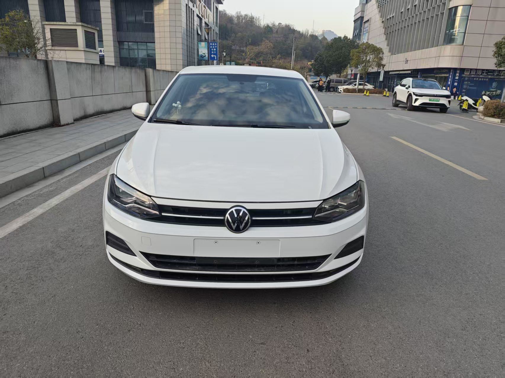 Volkswagen Polo 2023 car image #5