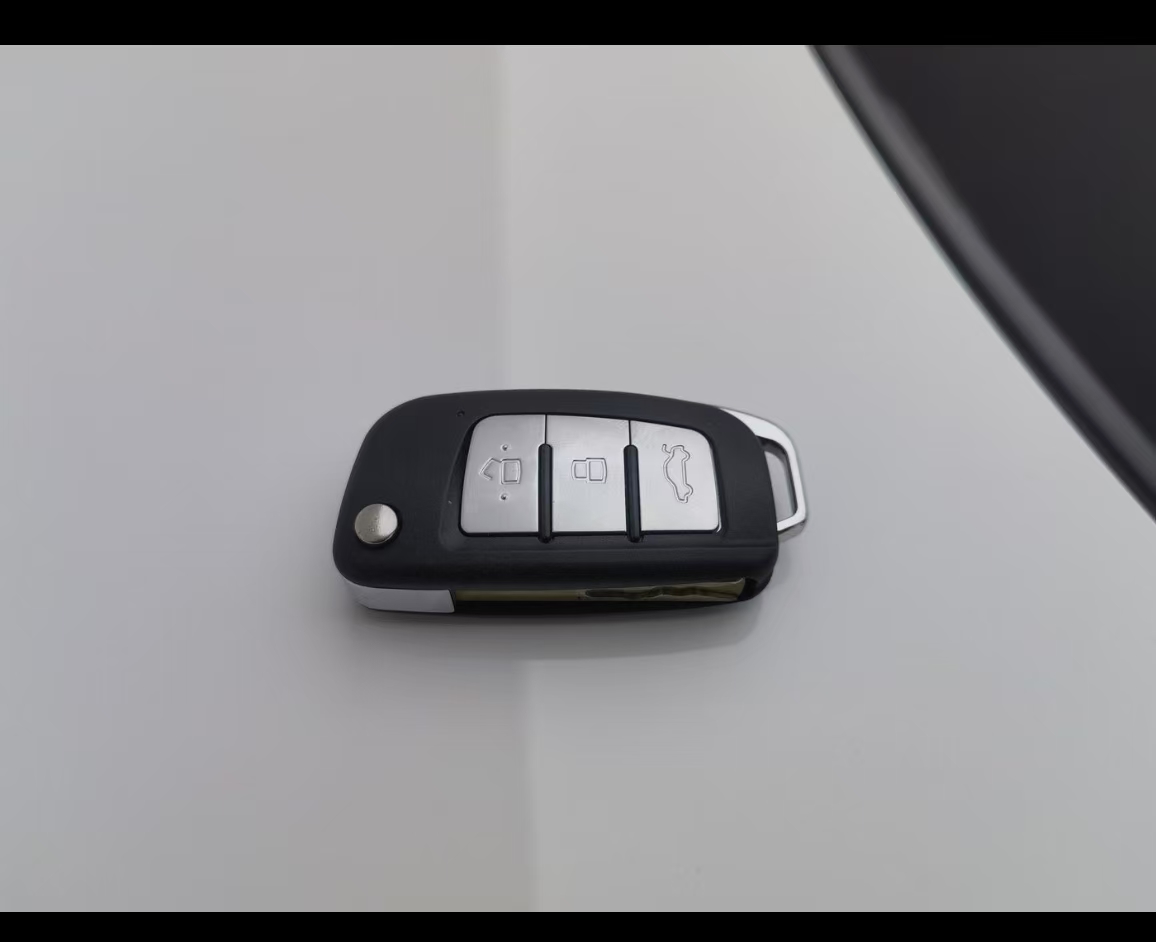 GEELY Emgrand 2025 #2 GEELY Emgrand 2025 car image #2