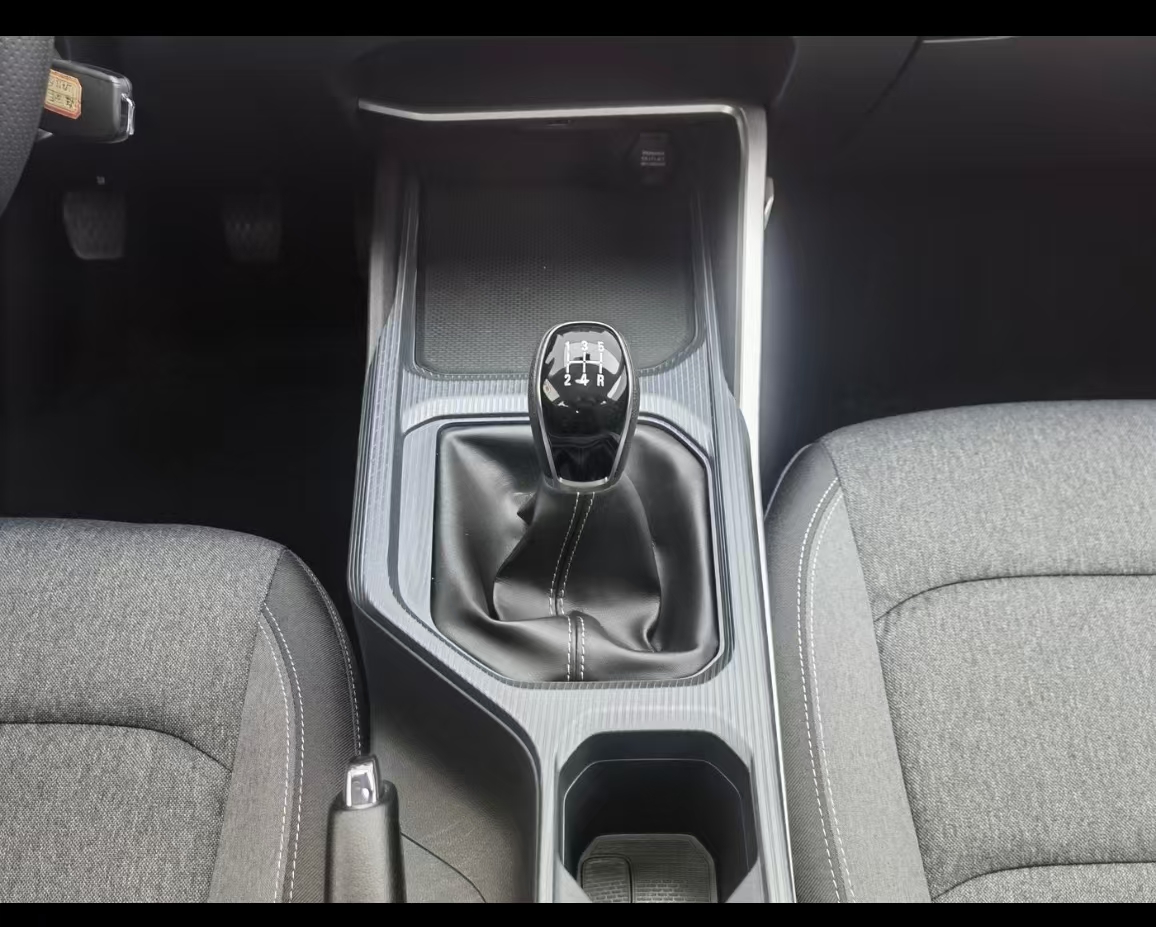 GEELY Emgrand 2025 #23 GEELY Emgrand 2025 car image #23