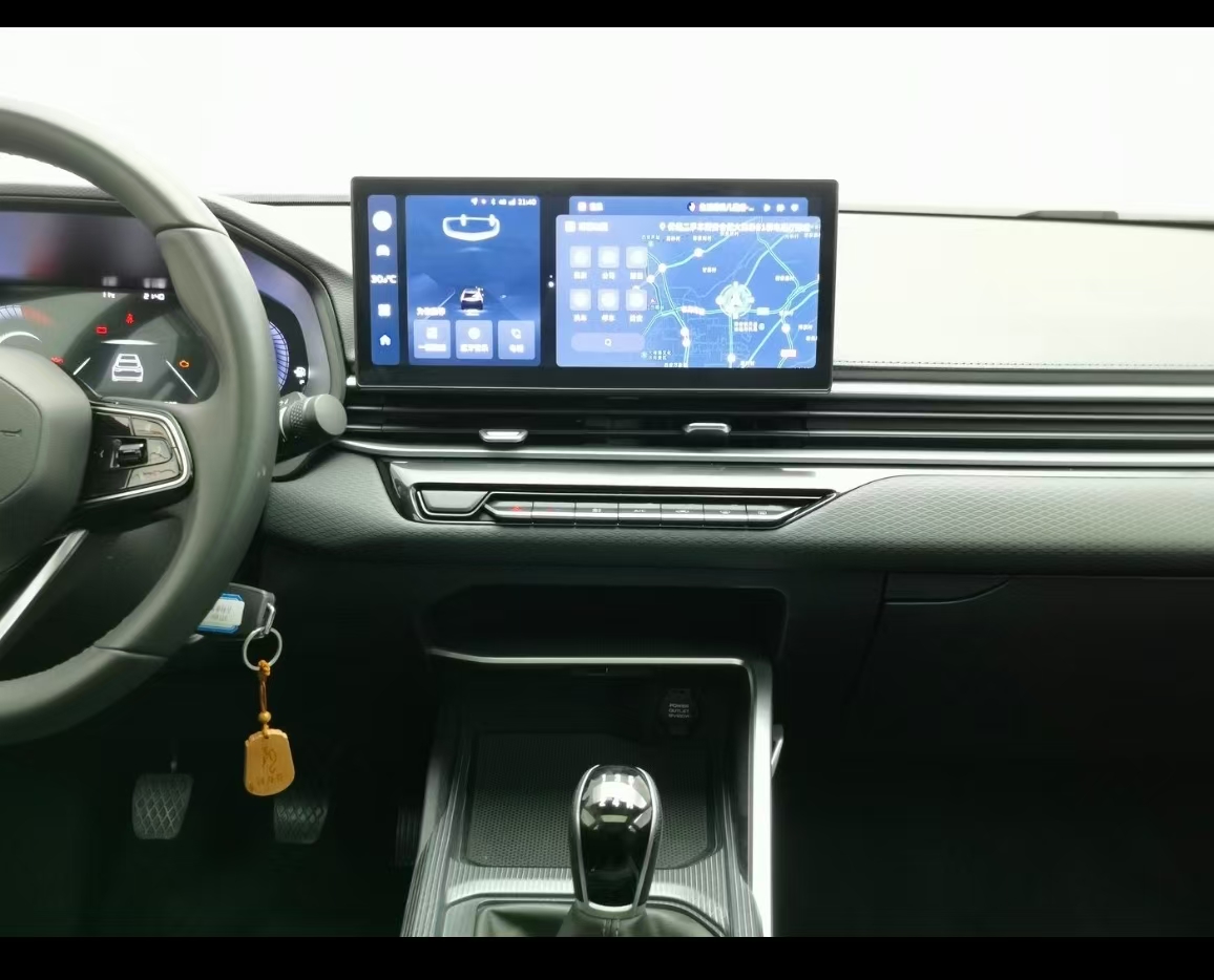 GEELY Emgrand 2024 #16 GEELY Emgrand 2024 car image #16