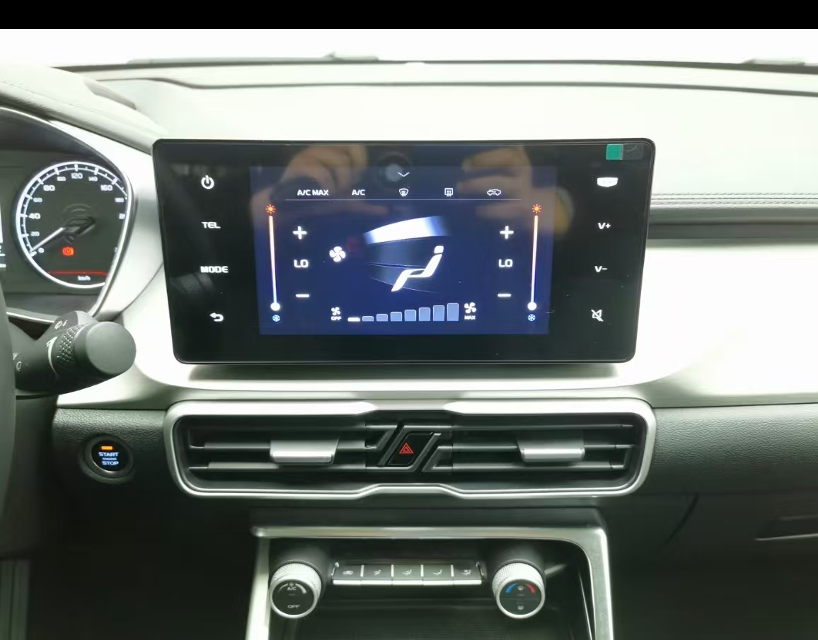GEELY Coolray 2025 #14 GEELY Coolray 2025 car image #14