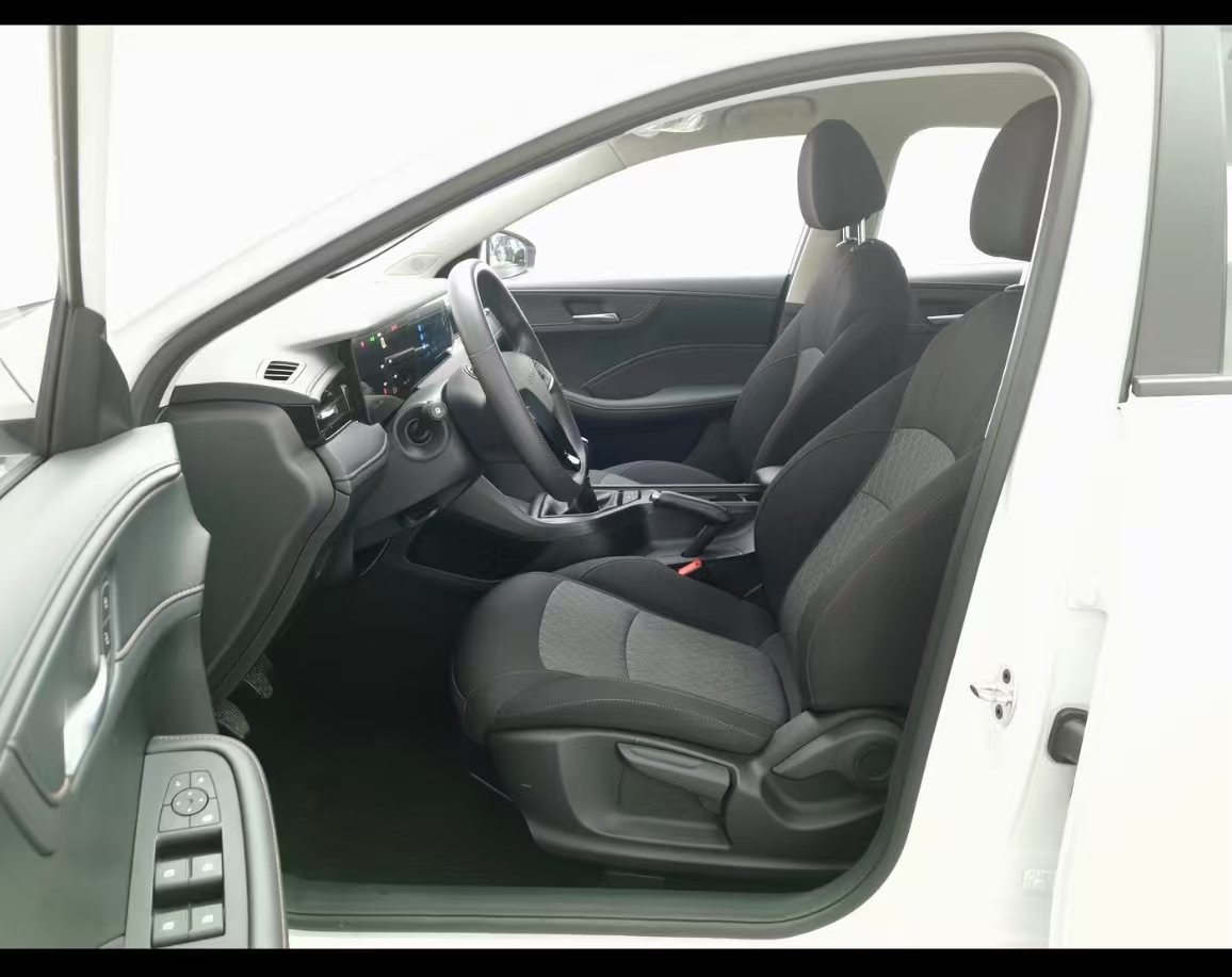Roewe i5 2024 car image #15