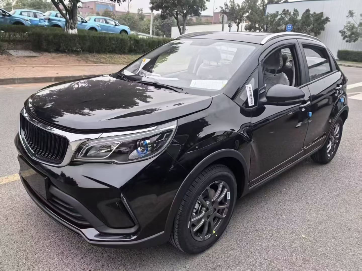 Livan X3 PRO car image #3