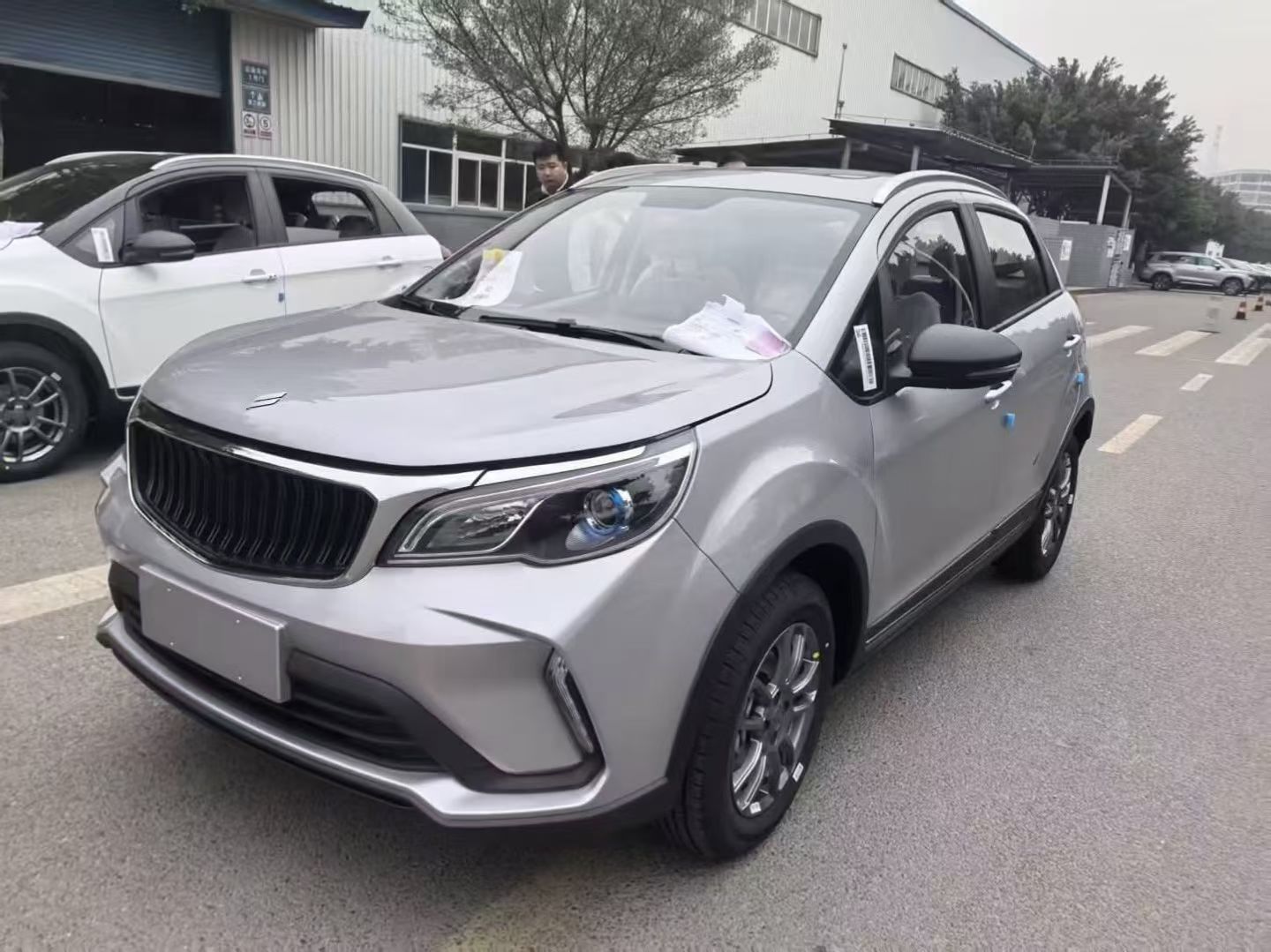 Livan X3 PRO car image #2