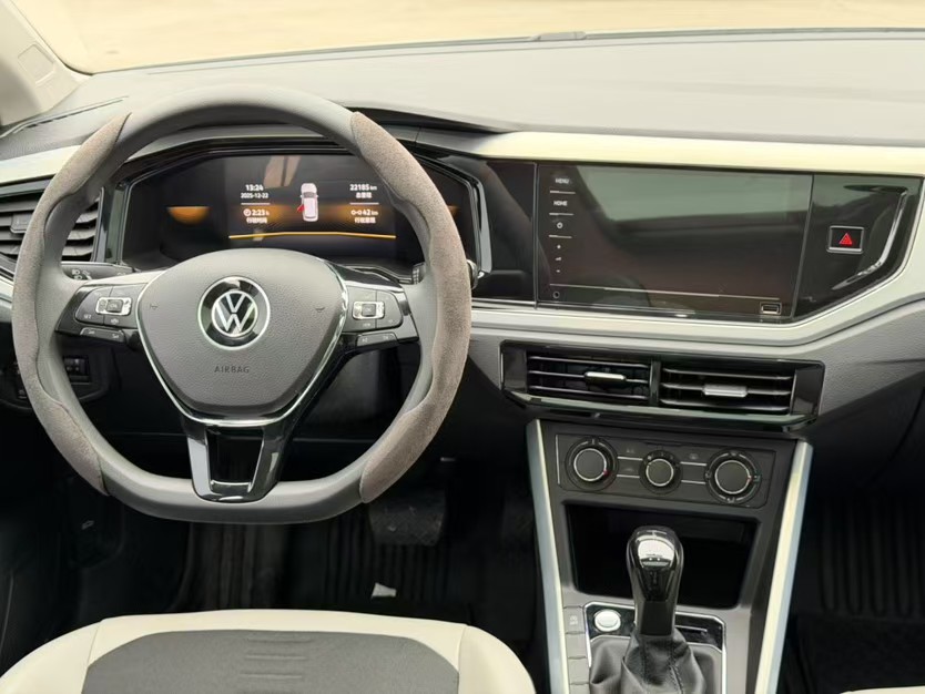 Volkswagen Polo 2023 #2 Volkswagen Polo 2023 car image #2