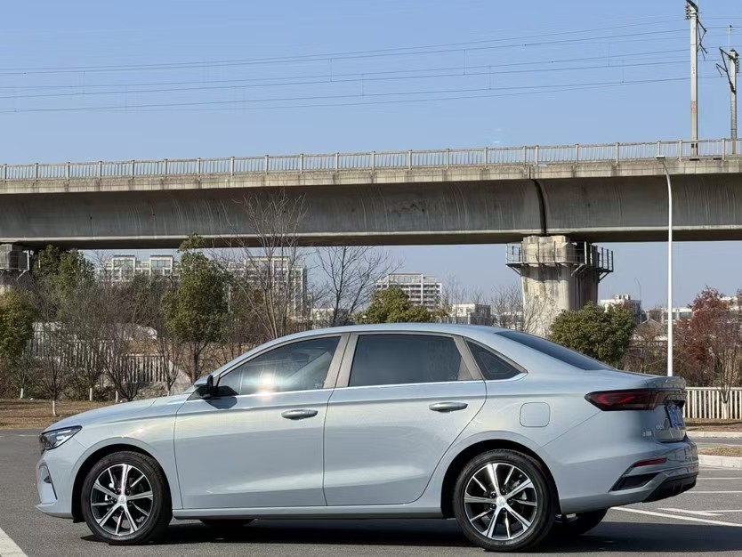 GEELY Emgrand 2023 car image #8