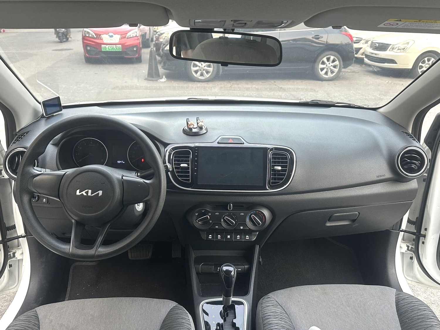 Kia Pegas 2024 image de voiture #8