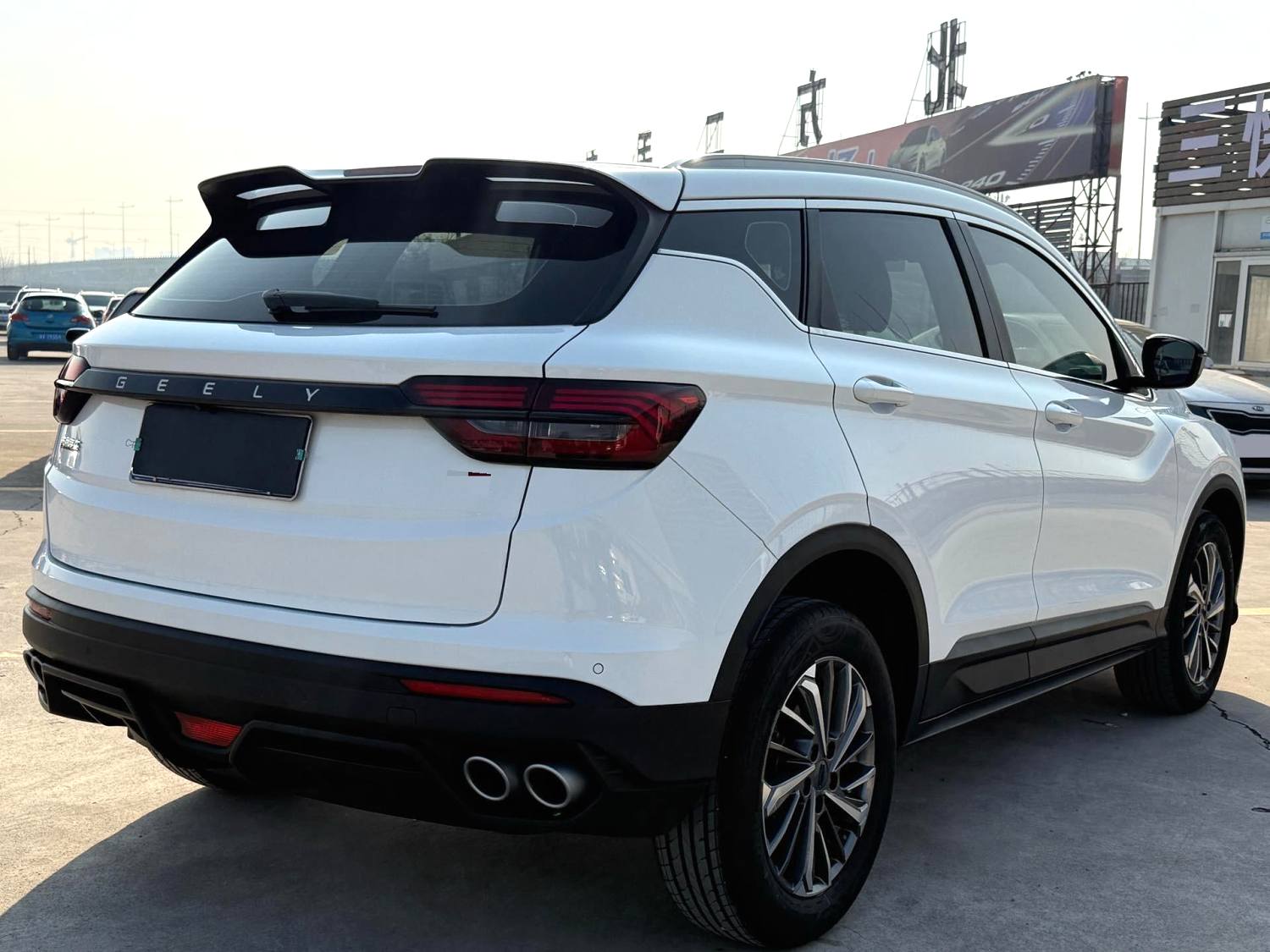 GEELY Coolray 2023 #3 GEELY Coolray 2023 car image #3