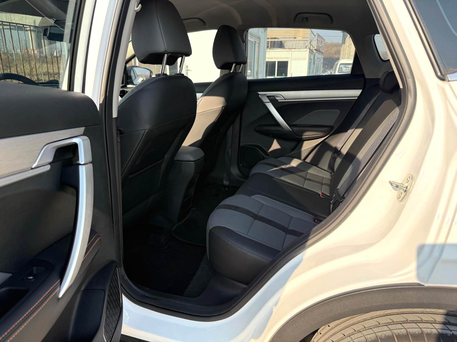 GEELY Coolray 2023 #6 GEELY Coolray 2023 car image #6