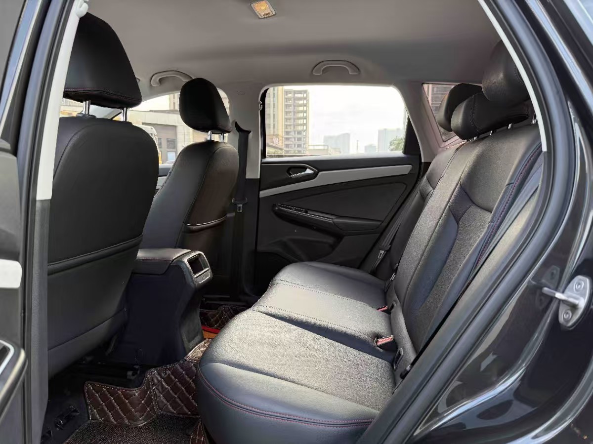 Volkswagen Jetta 2023 изображение автомобиля #8