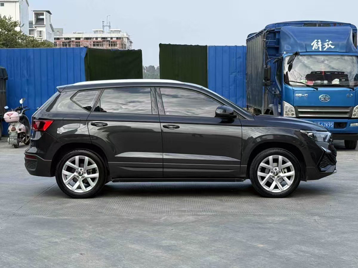 Volkswagen Jetta 2023 изображение автомобиля #9