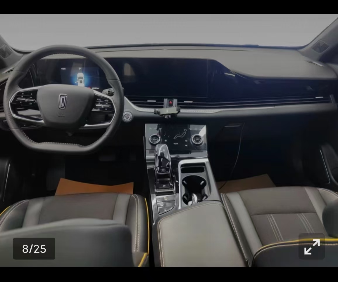 2022 car image #15