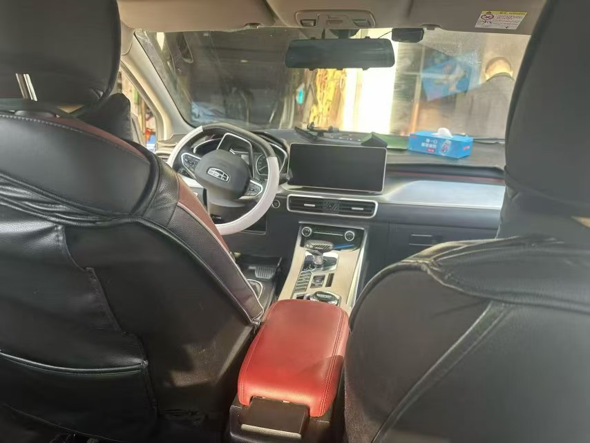 GEELY Coolray 2022 #2 GEELY Coolray 2022 car image #2