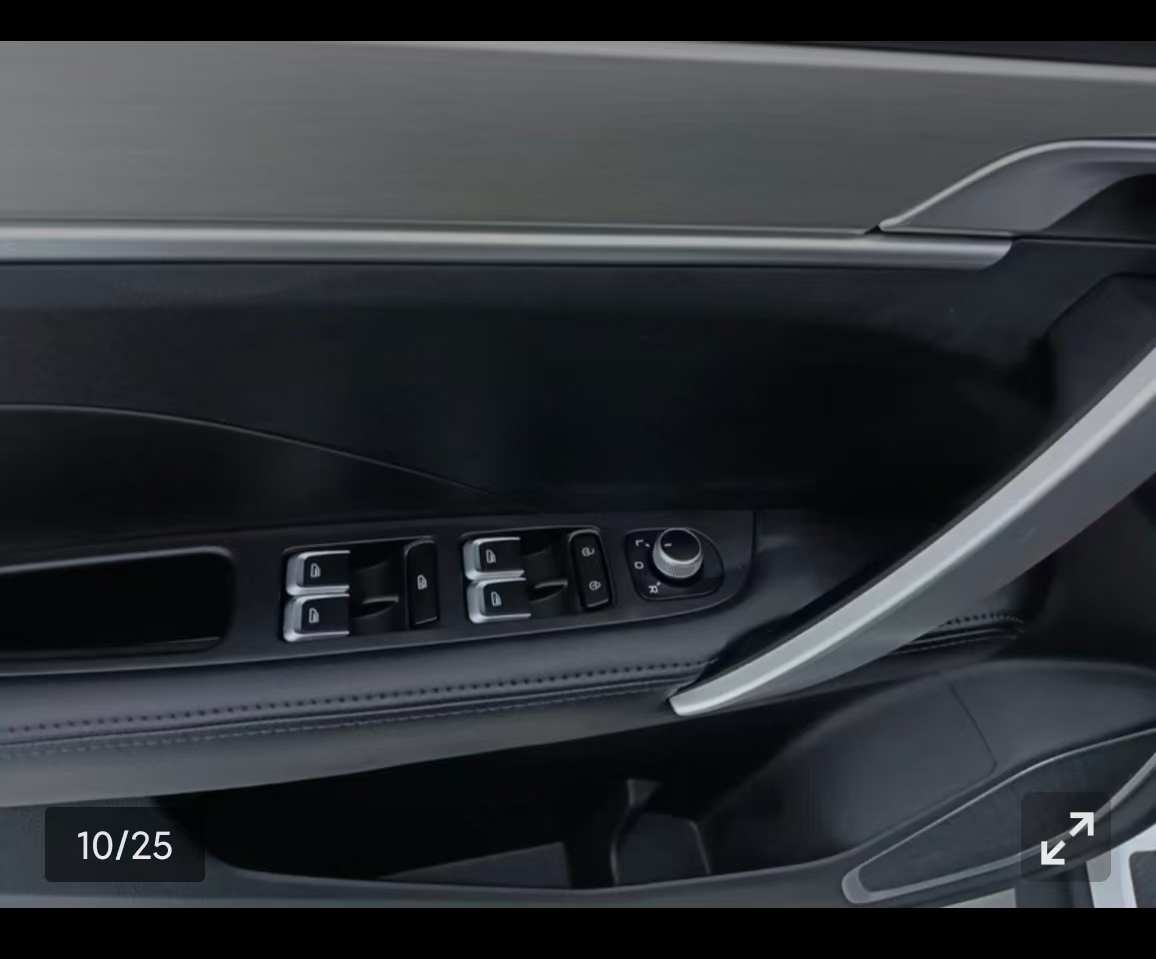 GEELY Coolray 2025 #4 GEELY Coolray 2025 car image #4