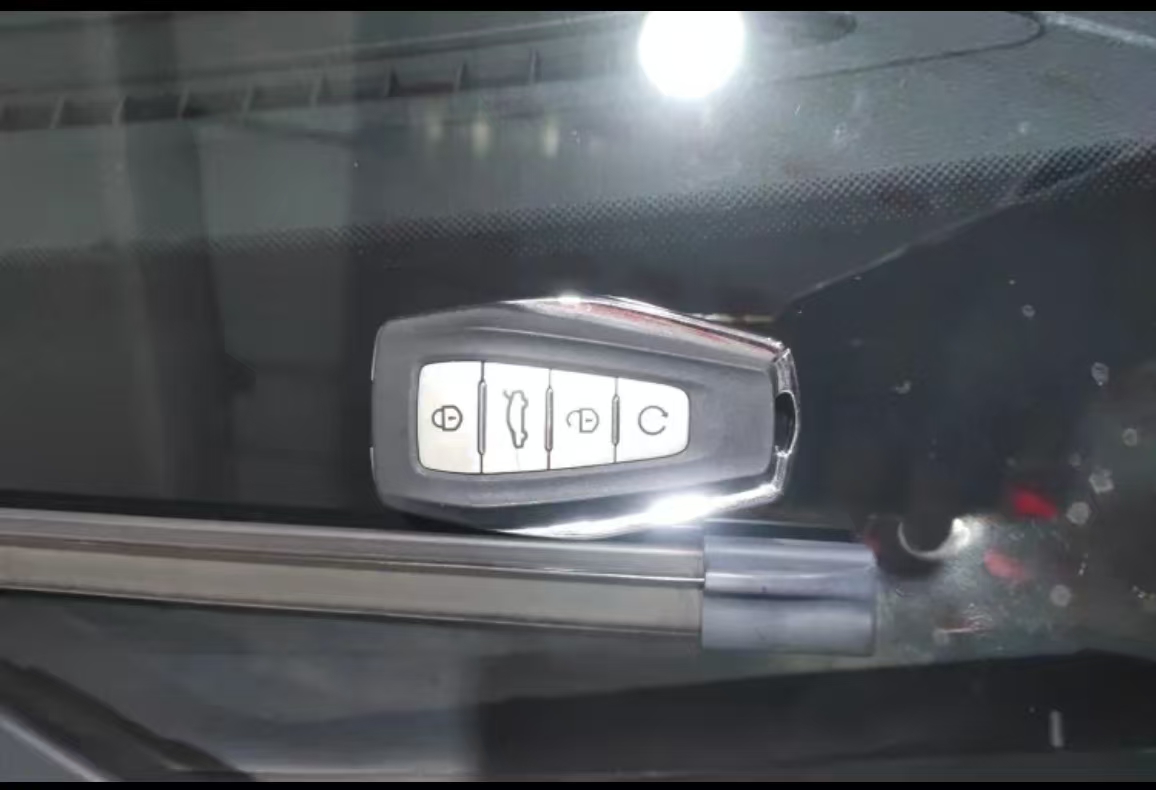 GEELY Binray 2024 car image #2