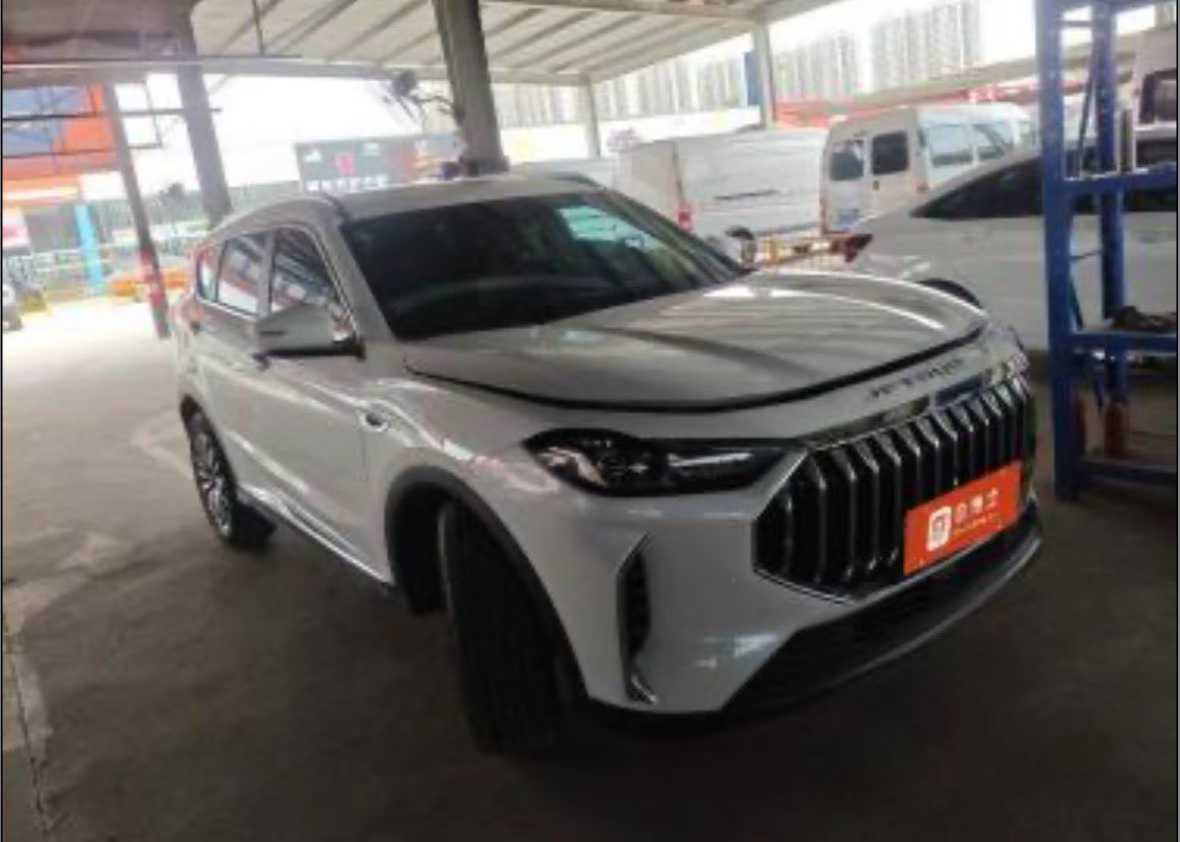 Jetour X70 PLUS 2023 car image #2