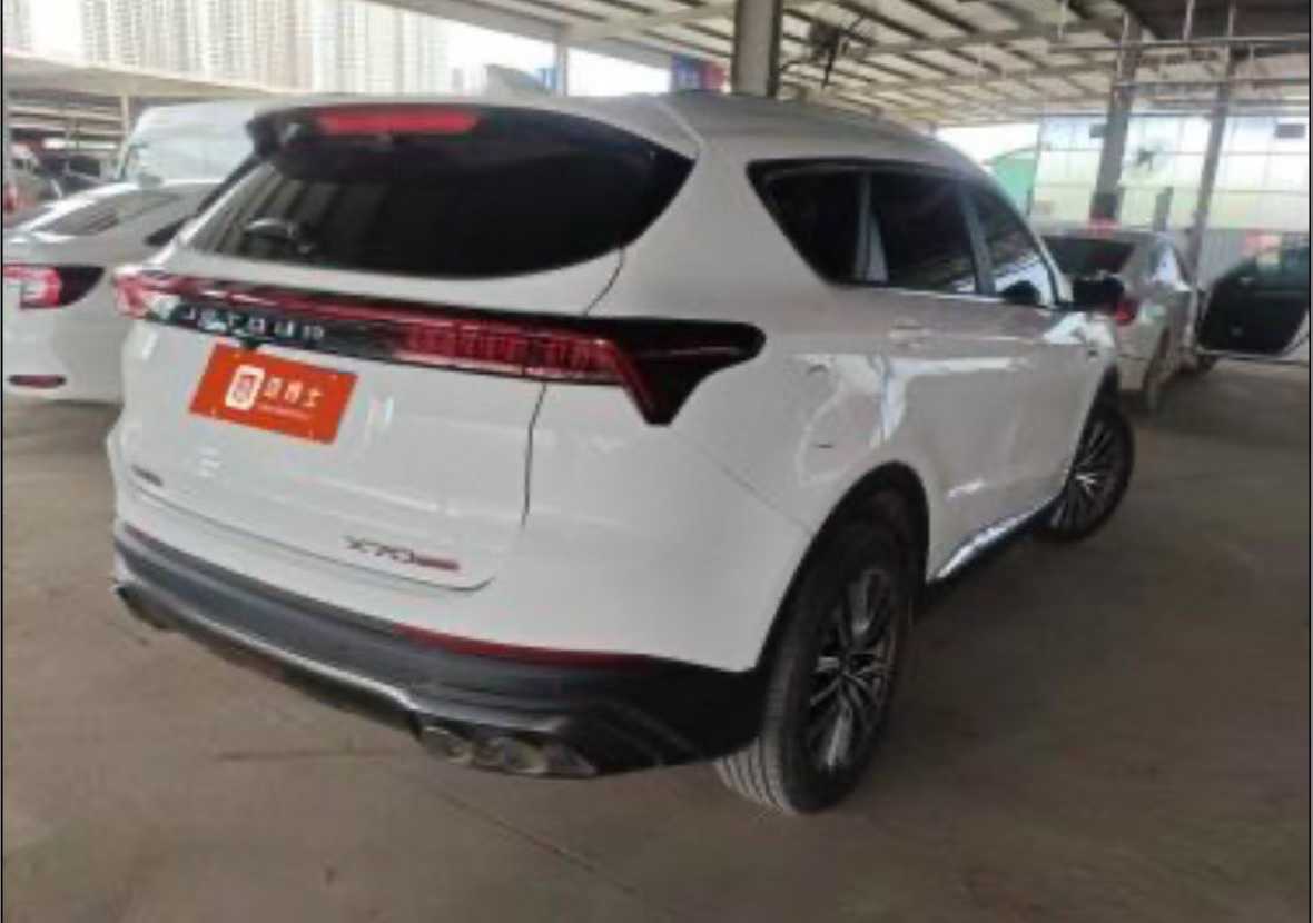 Jetour X70 PLUS 2023 car image #3