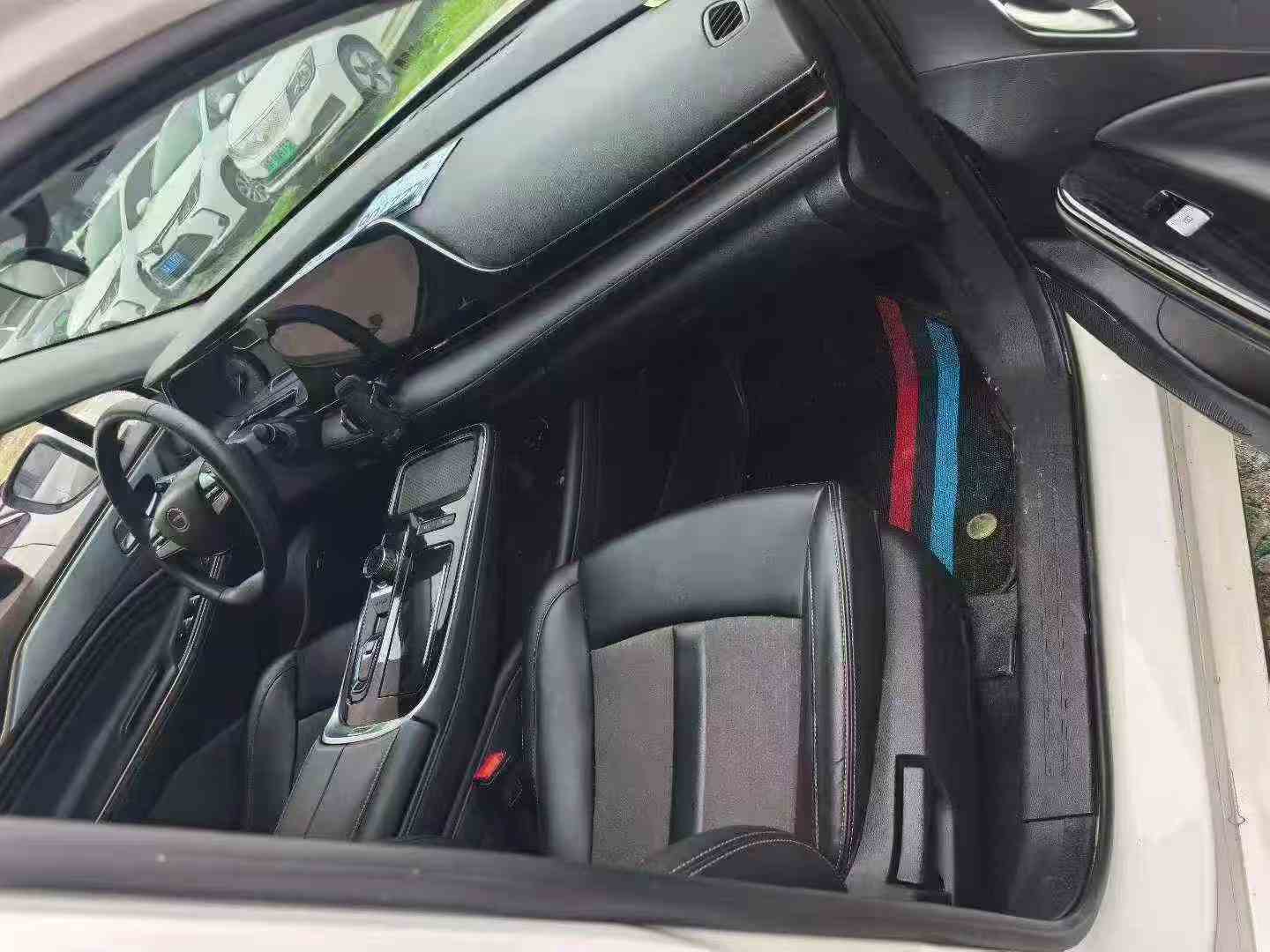 2023 car image #2