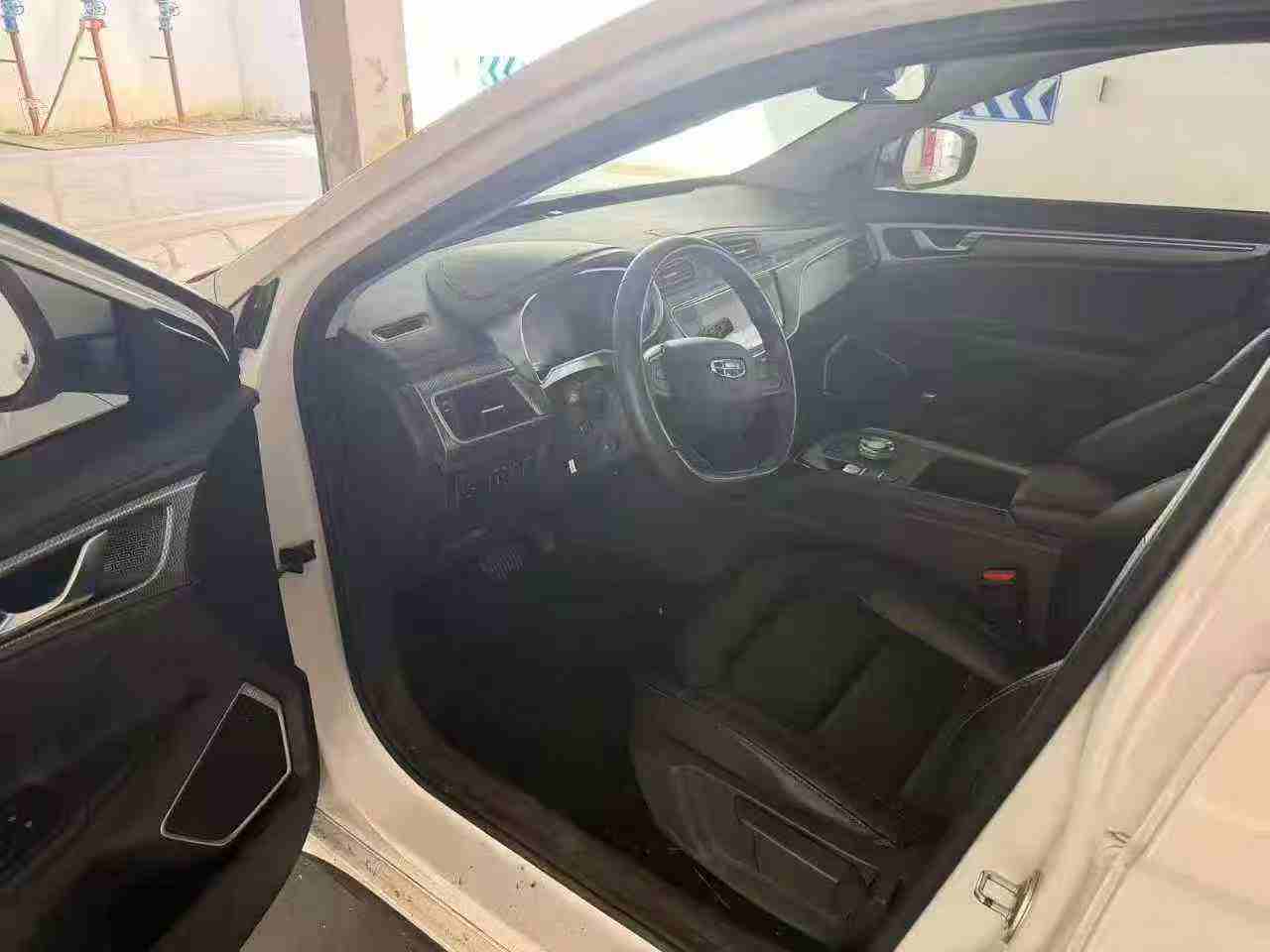 GEELY Emgrand New Energy 2023 car image #3