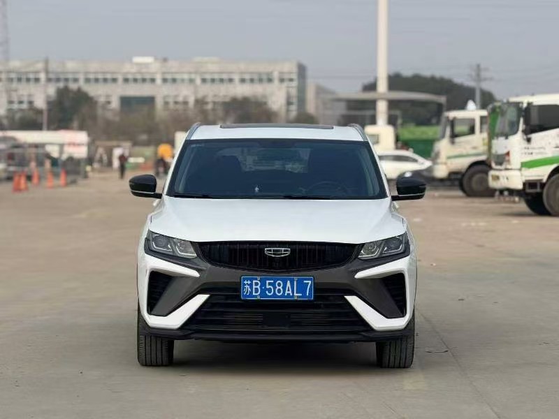 GEELY Coolray 2024 #2 GEELY Coolray 2024 car image #2