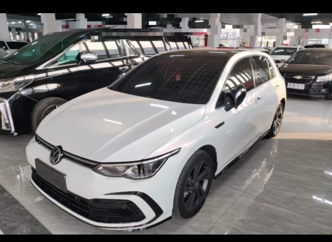 Volkswagen Golf 2024 car image 