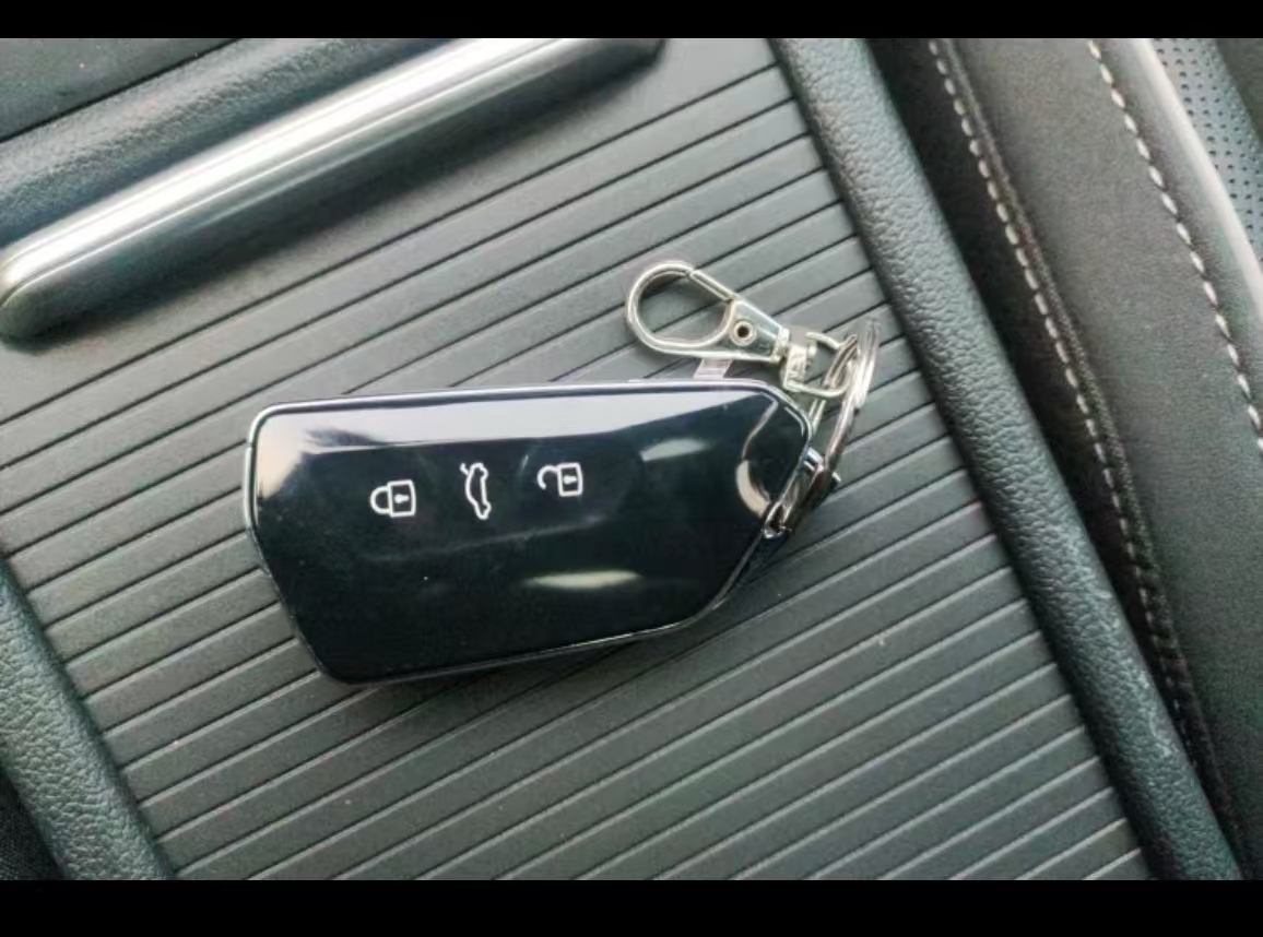 Volkswagen Golf 2024 car image #15