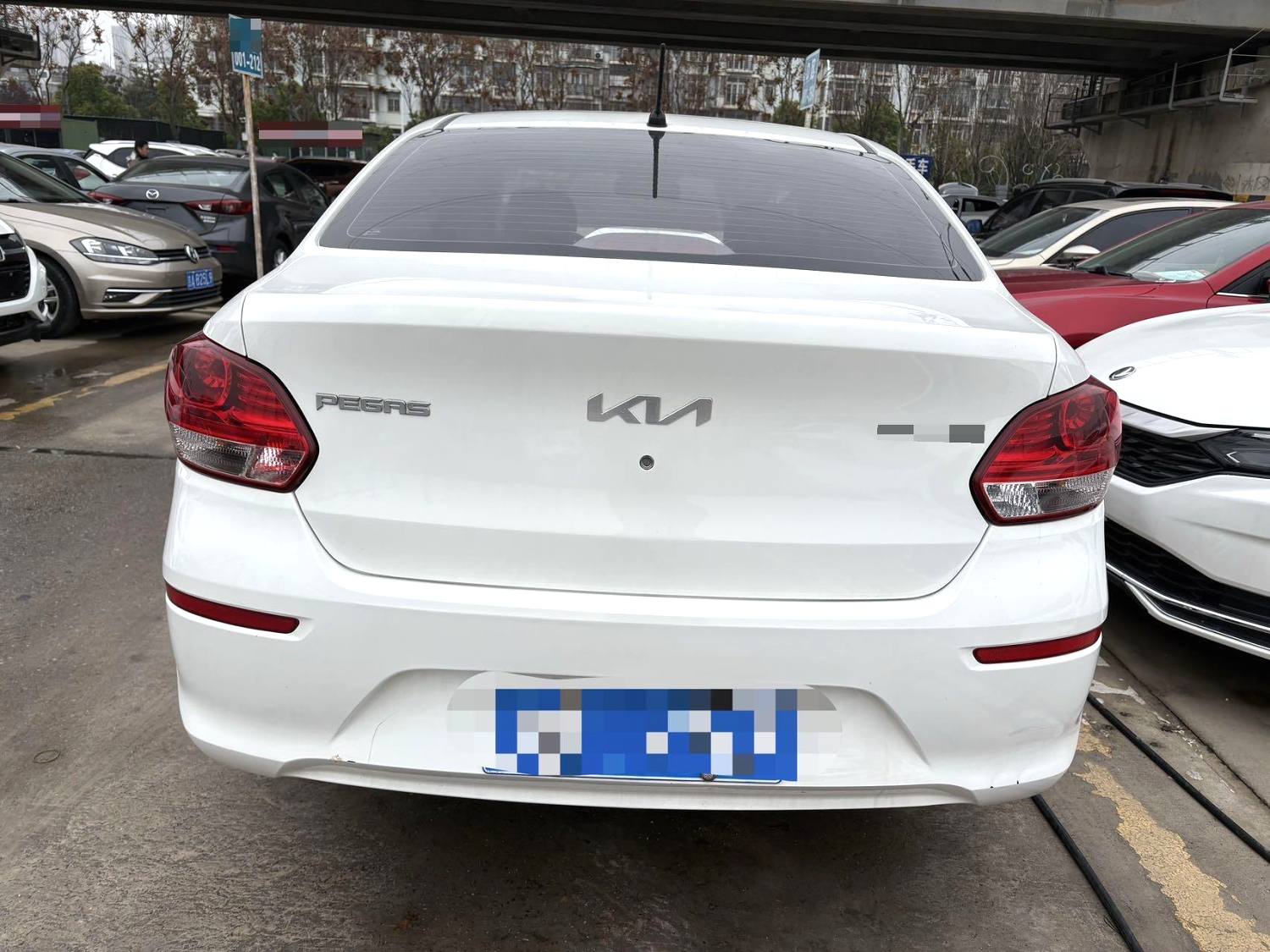 起亚 焕驰 2023 汽车图片 #8