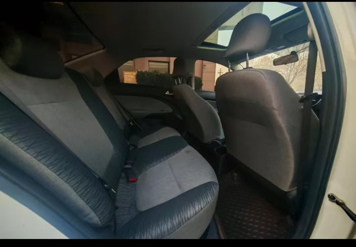 起亚 焕驰 2023 汽车图片 #14